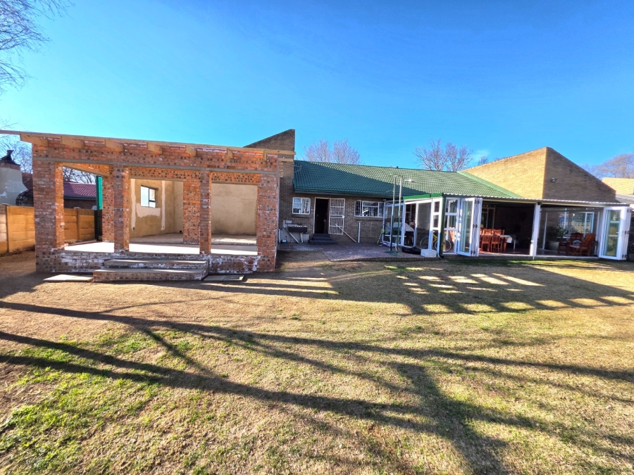4 Bedroom Property for Sale in La Provance Free State
